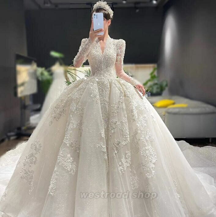 Rakuten - ウエディングドレス 長袖 大人 結婚式ドレス ロングドレス トレーン プリンセスライン 花嫁ドレス パーティードレス Vネック Aライン 白ドレス レース花柄 編み上げ 体型カバー 大きいサイズ フォーマルドレス 結婚式 挙式 披露宴 発表会 演奏会 大人 上品