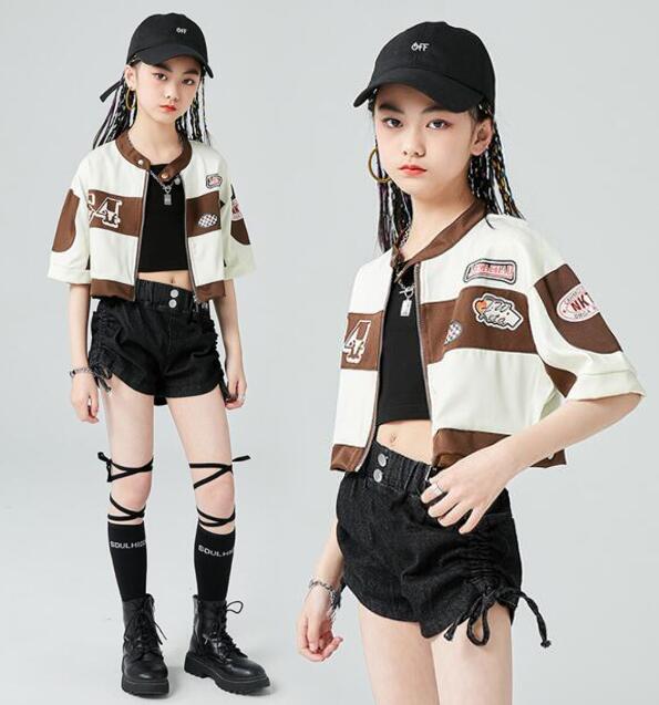 セットアップ 女の子 ダンス衣装 k-pop キッズトップス ショート丈 ヘソ出し 女の子 半袖ジャケット キャミソール ジーンズ デニムパンツ 3点セット 韓...