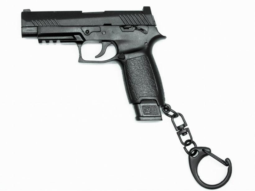 【台湾直輸入】SIG P320 1:4 スケール ミニチュア キーホルダー BK