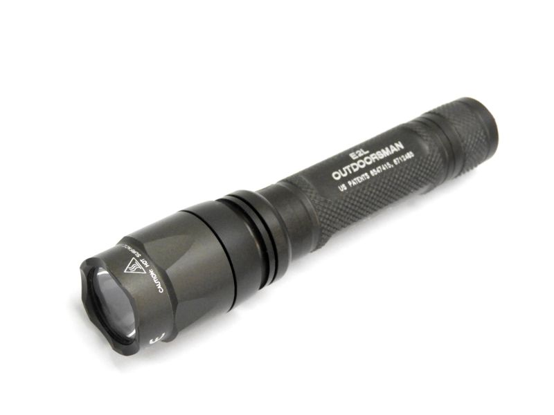 [SUREFIRE] E2L OUTDOORSMAN/アウトドアーズマン 箱パッケージ E2L-HA-WH/[中古] ランクA/欠品なし/SUREFIRE