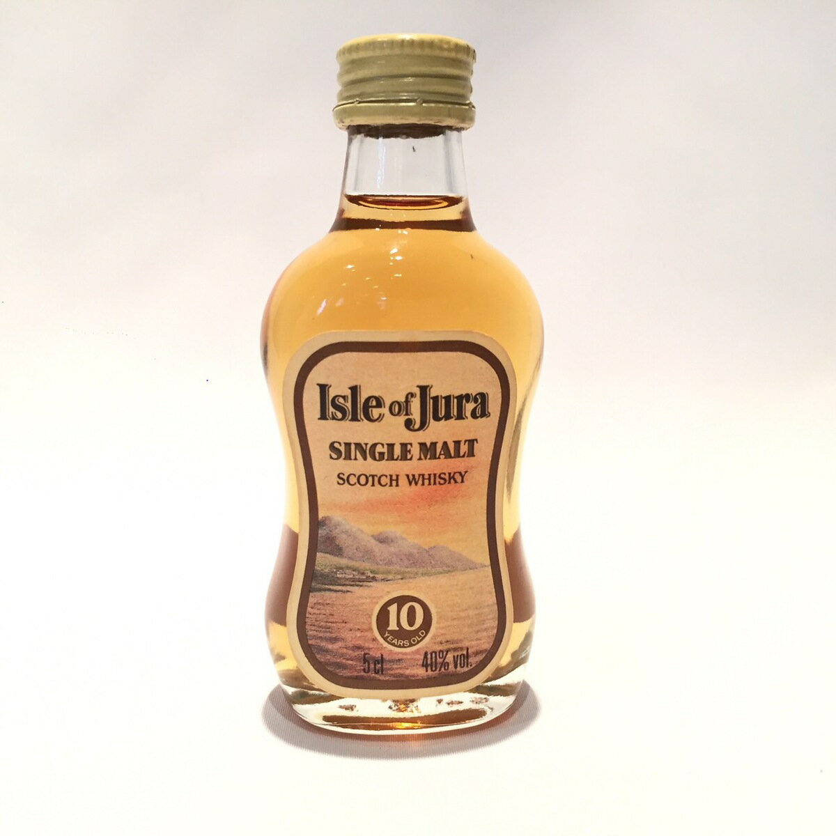 ISLE OF JURA アイル オブ ジュラIsle of JuraOriginal Bottling10 Years old40% vol. / 5 clbrow