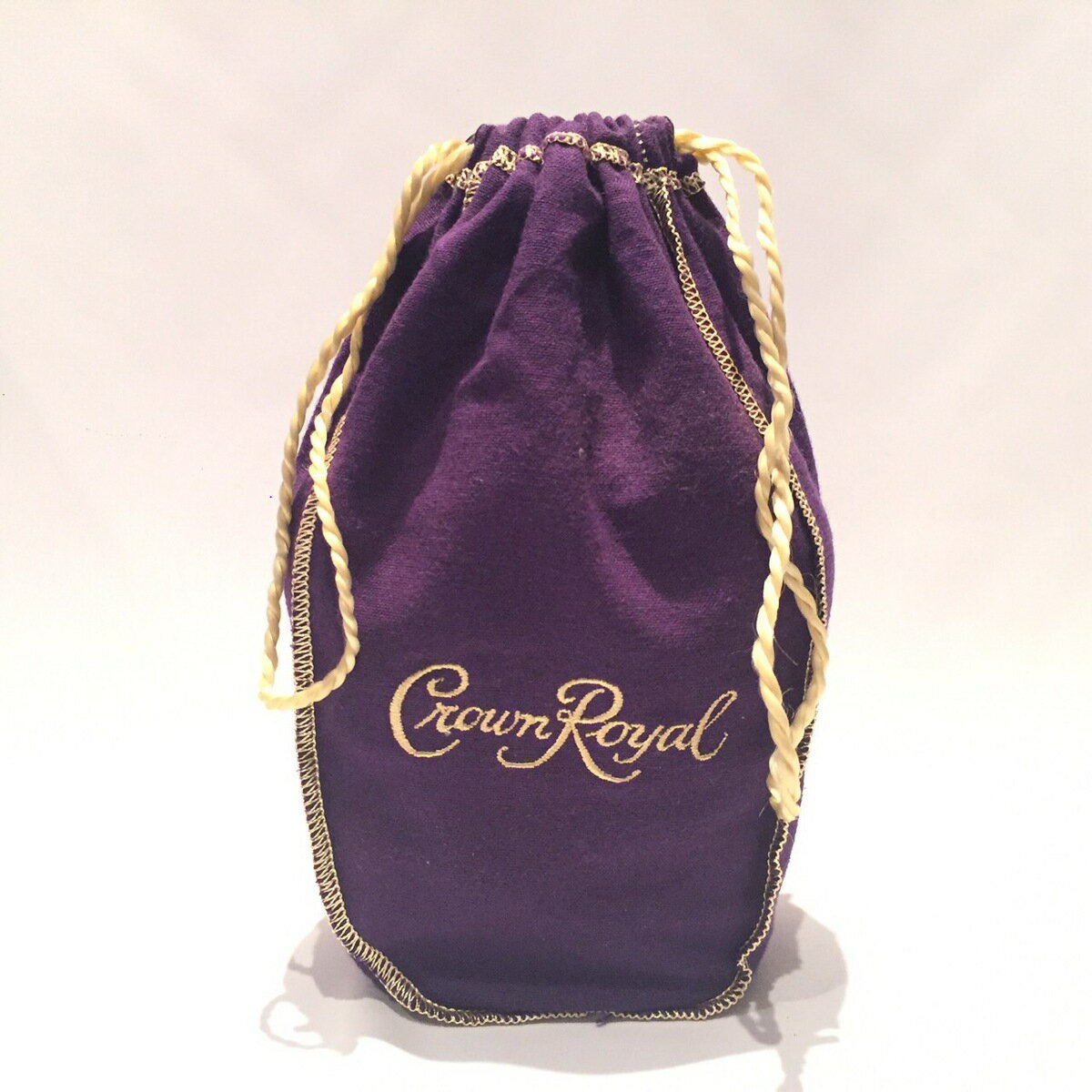 クラウン ロイヤルCrown Royal40% ALC BY VOL(80PROOF) / 750ml