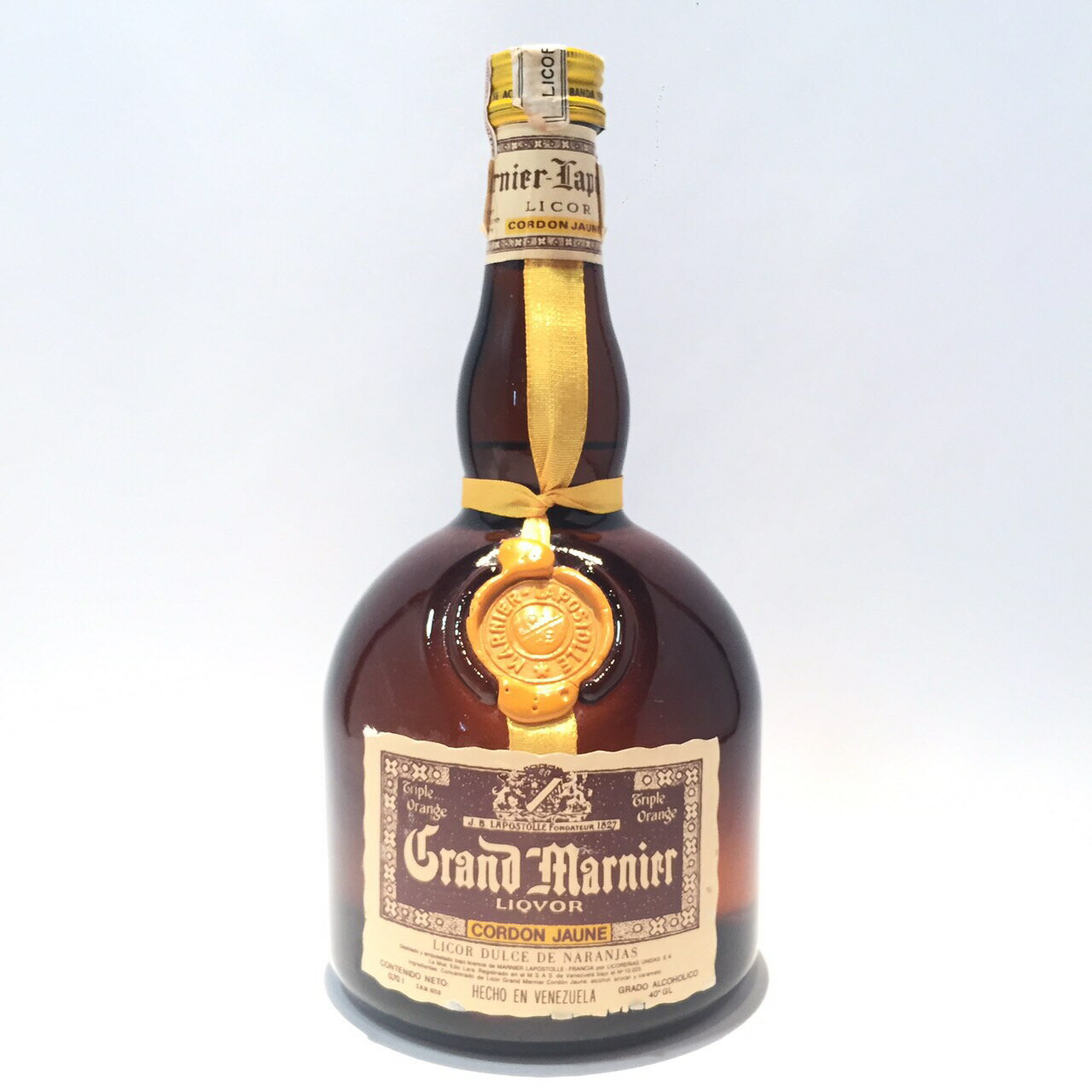 O }jGGrand Marnier0.70l/40GL