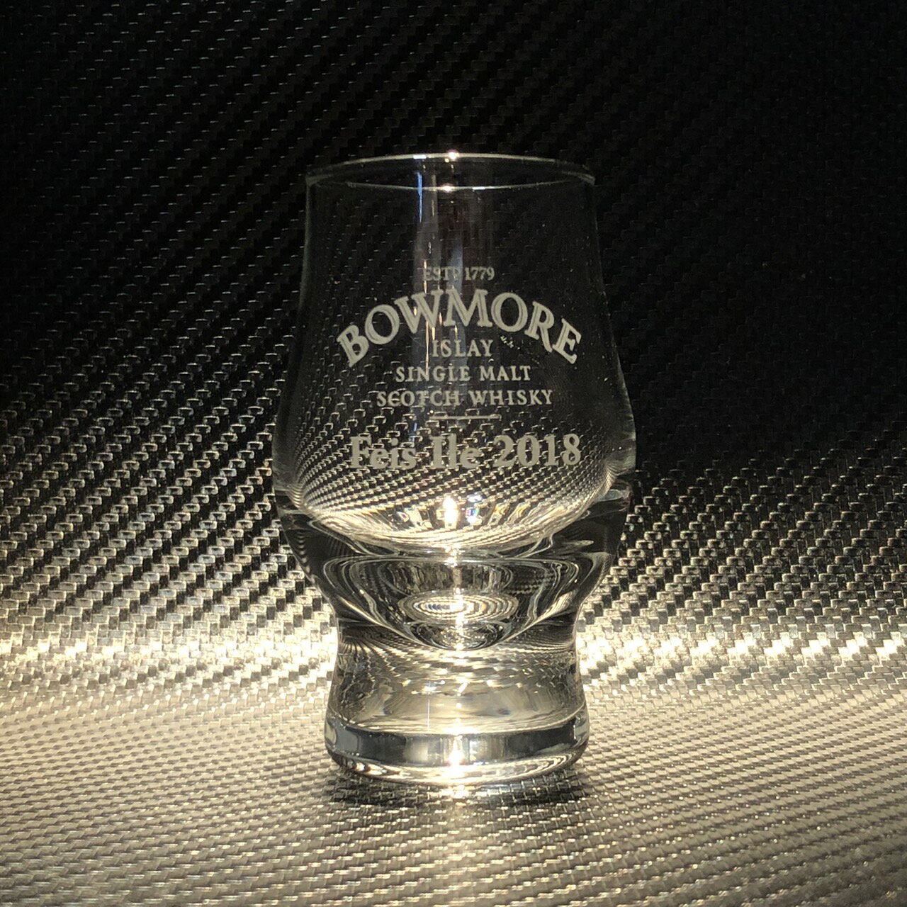 ボウモアテイスティンググラスBOWMORETasting GlassFeis Ile 2018 ★☆海外からの輸入品のため、商品に傷・スレ・汚れなどある場合がございます複数個ご入用の方はお気軽にお問合せください サイズ : 口径 約4.2c...