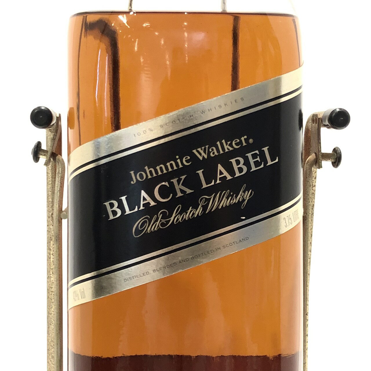 ジョニーウォーカー 12年ブラックラベル 黒台座付きJohnnie WalkerBLACK LABELAged 12 Years43% Vol / 3.75LITRE