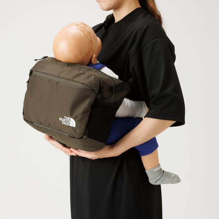 商品紹介 THE NORTH FACE スリングバッグ（ベビー）Baby Sling Bag 抱っこ紐のヒップシート機能を持つ、親子の外出に活躍する機能的なスリングバッグです。SG基準（消費生活用製品の安全性を認証する任意の制度）を取得し、...