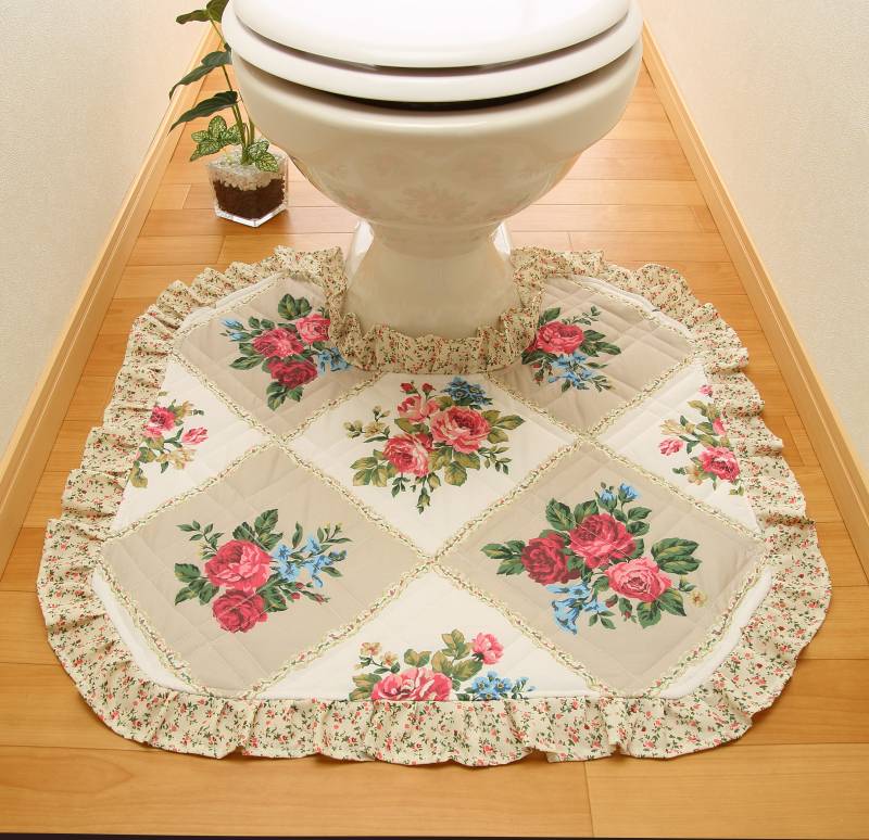 エレガントフラワー　トイレマット/【BE/ベージュ】【58X60】