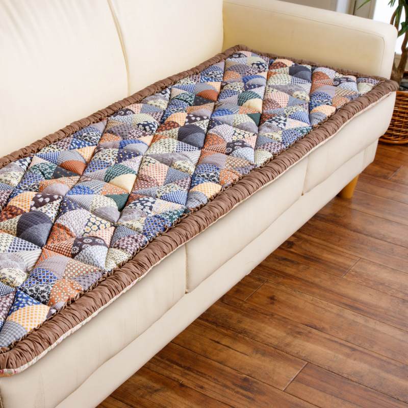 ロングシート（3人掛け用）/パッチワーク調ぽこぽこ三角のスラッシュキルト【BR/ブラウン】【50X150】【1枚 】