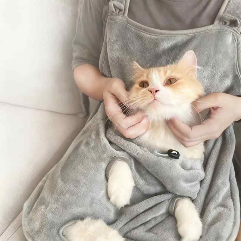 ペット用抱っこ グレー 猫 猫服 便利なデイリーケア 猫セット 防毛 耐久 頑丈で耐摩耗性 猫 足出しタイプ 猫 寝袋 抱っこ猫用服・アクセサリー 防粘毛カバー 暖かい ブランケット 防寒対策