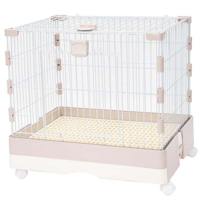 ウサギケージ ベージュ 1段 60*46*56cm うさぎ モルモット ハリネズミ ハムスターに対応 小動物ケージ 大型 多段式 1-3多頭飼い 組立簡単 折りたたみ収納 スチール製 引き出し式 天井ドア付きで【ケージの3種類のサイズ】ベーシック1段：長さ60cm、幅46cm、高さ56cm 2段：長さ72cm、幅50cm、高さ61cm 3段：長さ72cm、幅50cm、高さ107cm 2段・3段の設計は、複数の小動物を飼育するニーズに応え、より広く十分なスペースを提供します。【ケージの特徴】上部に天窓付き、底部にはロック可能なキャスター、ロック式デザイン、底部にトイ付き。素材は酸化防止加工で、塗装が剥がれにくく、錆びにくく、無毒塗料を使用しているため、より耐久性に優れています。ウサギ、子犬、モルモット、子猫、ハリネズミ、ハムスターなどの小型動物に最適です。【持ち運びに便利な構造デザイン】ケージの上部にはドアが付いており、飼育用品の出し入れが簡単です。底部の引き出しはケージと上下分離式で、衛生的で清潔を保ちながら、掃除も楽々。引き出しを開けるだけで動物の排泄物を簡単に処理でき、取り外し可能なデザインで飼い主さんの手入れもさらに便利です。さらに、全体に太めのスチールワイヤーを使用しており、通気性が良く透明感もあるため、ケージ内のペットの様子をより簡単に確認できます。【組み立てがとても簡単】ケージは連結式フレームを採用しており、組み立てや分解が簡単です。上部のコーナークリップ、トップドアロック、サイドクリップなどのパーツを取り付けるだけで、簡単に組み立てられる上に、より頑丈です。不要な時はパーツを分解して折りたたみ、コンパクトに収納できます。【十分な広さのスペース】ウサギのような活発な小動物のために、多段式デザインを採用し、4段に高さをプラス。小動物の活動に必要なスペースを確保し、飼い主さんとの遊びもより楽しめるようになりました。各階の床板デザインは、ウサギや犬、猫だけでなく、ペット用マットなどさまざまなアイテムを置くことも可能です。
