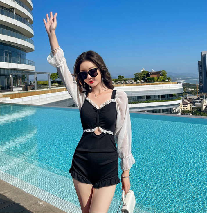 レディース 水着 ワンピース ガーリー カットアウト フリル フェミニン 大人可愛い 体型カバー 海 ビーチ リゾート 海水浴 プール ママ水着 学生 スイムウエア 夏 夏休み 旅行 ブラック ホワイト S M L XL