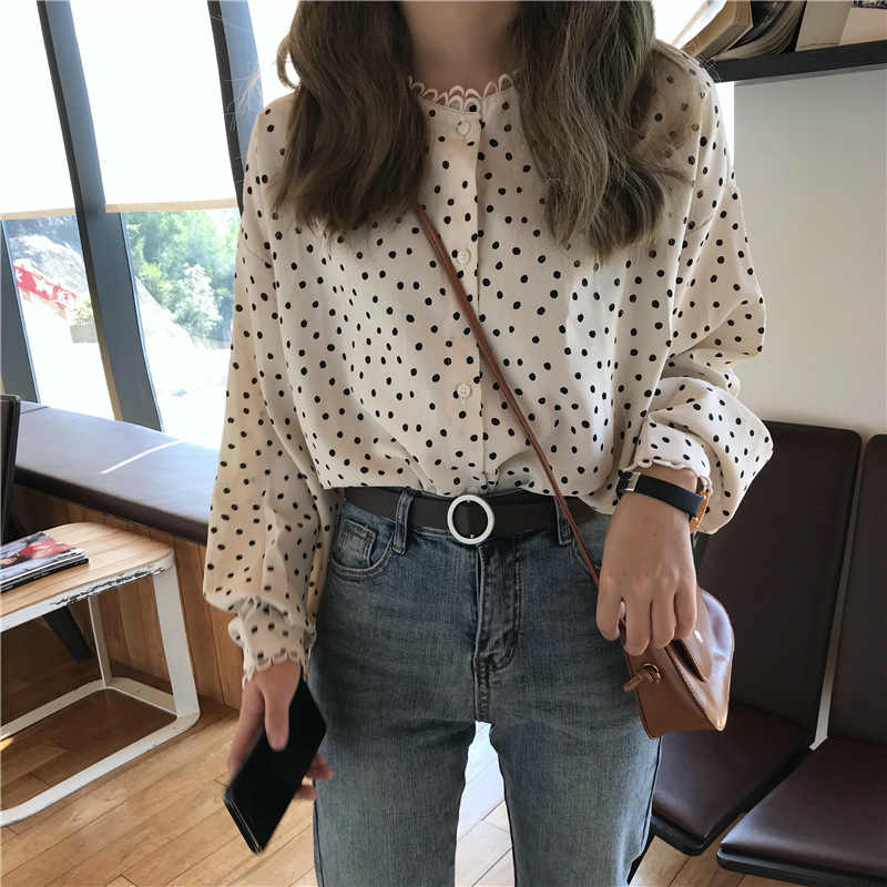 3点5% 5点8%クーポン! レディース ブラウス ドット 水玉 長袖 ロングシャツ トップス カジュアル 可愛い フェミニン きれいめ 上品 エレガント おしゃれ お出かけ オフィス デイリー 普段着 ベージュ フリーサイズのサムネイル