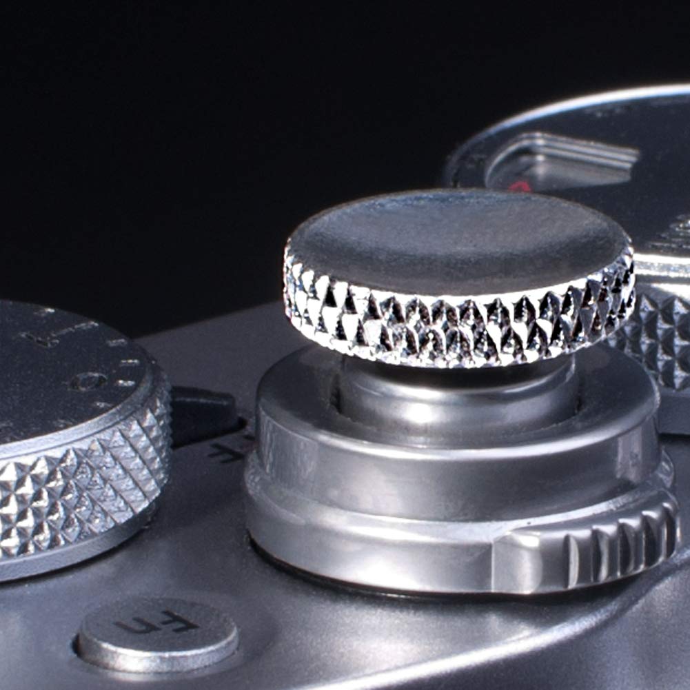 【送料無料】VKO ソフトシャッターボタン など用 X-T30 X-T20 X-T3 X-T2 X-PRO1 X-PRO2 X100S X100T X100F X30 X-E3 X-E2S RX1R RX10 II III IV などカメラ用 銀色 凹タイプ (2個)