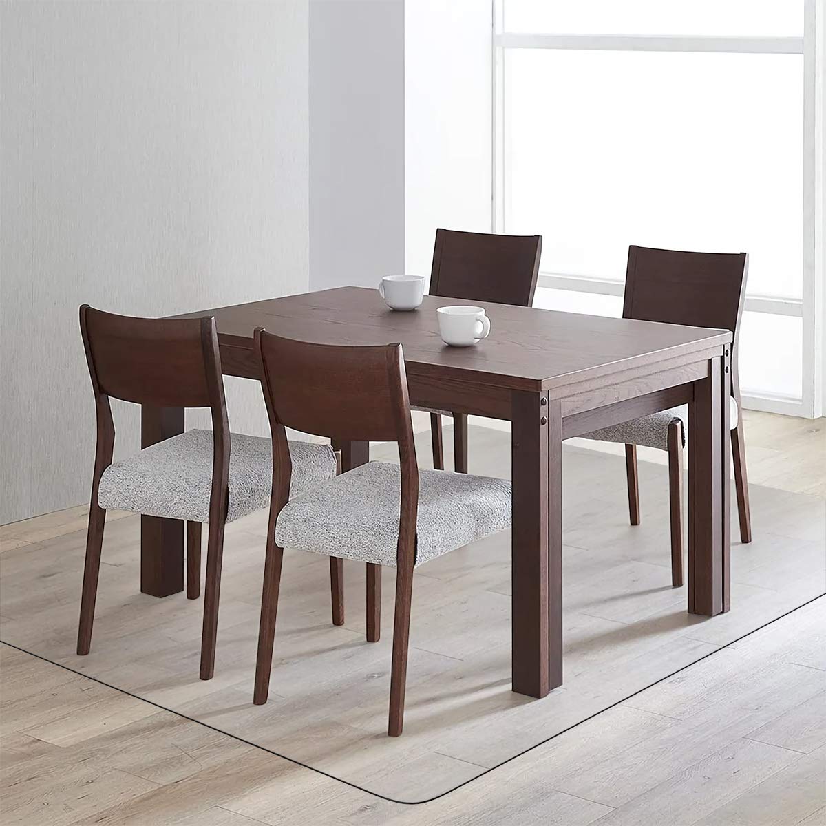 【送料無料】ダイニングマット クリア PVC 180X180cm 特大サイズ 超大判 厚さ1.5mm クリアマット テーブルマット 透明マット ソフト 撥水 おしゃれ 汚れ防止 お手入れ簡単 床暖房対応 滑り止め (180*180-NEW)