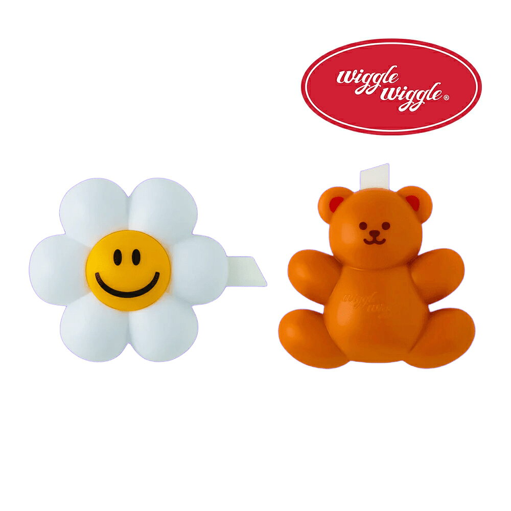 ミニレターオープナー Smile We Love | Wiggle Bear ・ウィグルウィグルのキュートなIPデザインが施されたミニカッターです。 ・手のひらサイズで、小さな荷物や郵便物、テープなどを手軽に開封できます。 ・内蔵マグネット付きで、冷蔵庫や玄関ドアなどのスチール面に貼り付けて保管可能です。 ・セラミック製の刃を使用しており、錆びにくく長くお使いいただけます。 ・刃を最後までスライドさせるとロックがかかり、安全にご使用いただけます。 Smile We Love Wiggle Bear 注意事項 ・当店は、韓国を本店とする海外ショップです。 ・当店の商品は全て国内から配送されます。 ・当店のカード決済代行会社はRakuten Commerce LLCです。 ※モニターの発色の具合によって実際のものと色が異なる場合があります。