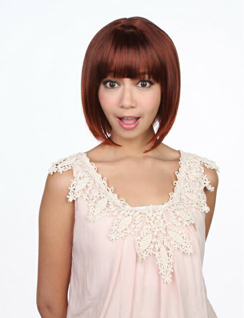 【Wigs2you】ボブウィッグ/簡単着用/耐熱/日本製高級ファイバー使用/W-135/フルウィッグ/ショート/ボブ/ステップレイヤー/最高級/ナチュラル/かつら/結婚式/成人式/小顔/女装/