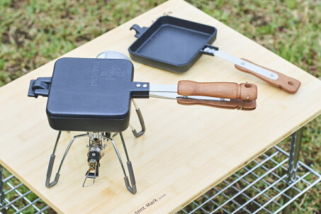tent-MarkDESIGNSMultiHot-SandwichMaker2