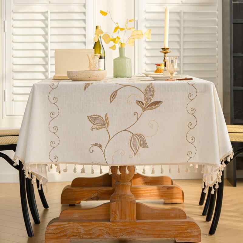 テーブルクロス 長方形 花柄 植物柄 刺繍 ポリエステル製 モダン 北欧風 春 滑り止め 防塵 耐摩耗 ダイニング リビング 食卓 インテリア マルチシート