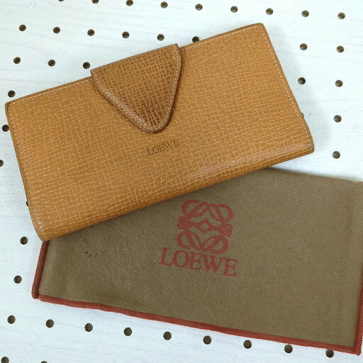 LOEWE ロエベ 長財布 二つ折り 本革 レザー ロゴ ブラウン スペイン製 レディース【中古】Cランク ギフト プレゼント LOEWE ロエベ 長財布 二つ折り 本革 レザー ロゴ ブラウン スペイン製 レディース【中古】Cランク ギフト プレゼント