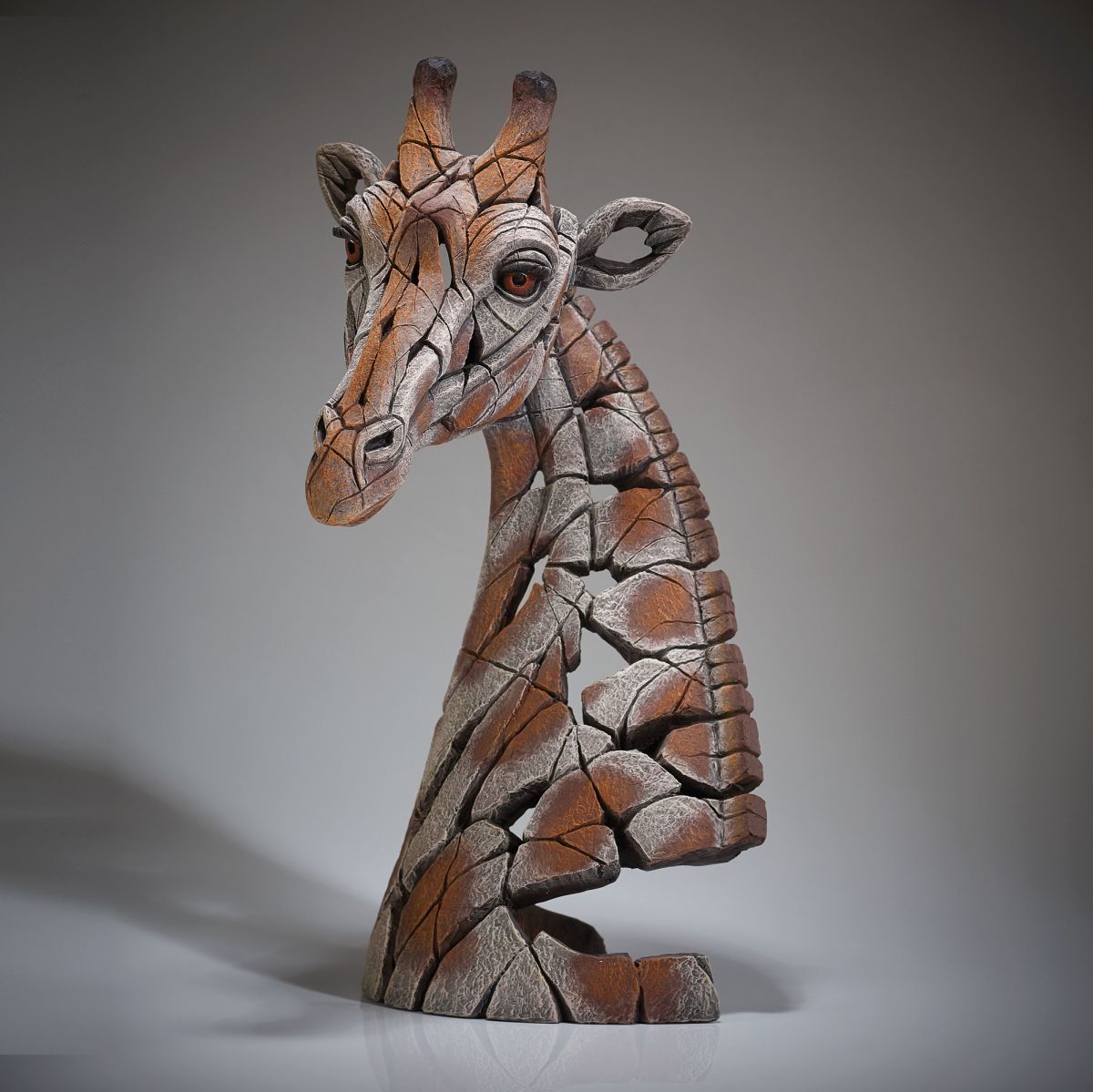 Edge Giraffe 幅27x奥行30.5x54.7(cm) 彫刻 置物 オブジェ フィギュア 動物 大きい リアル アート マット バックリー 正規輸入品