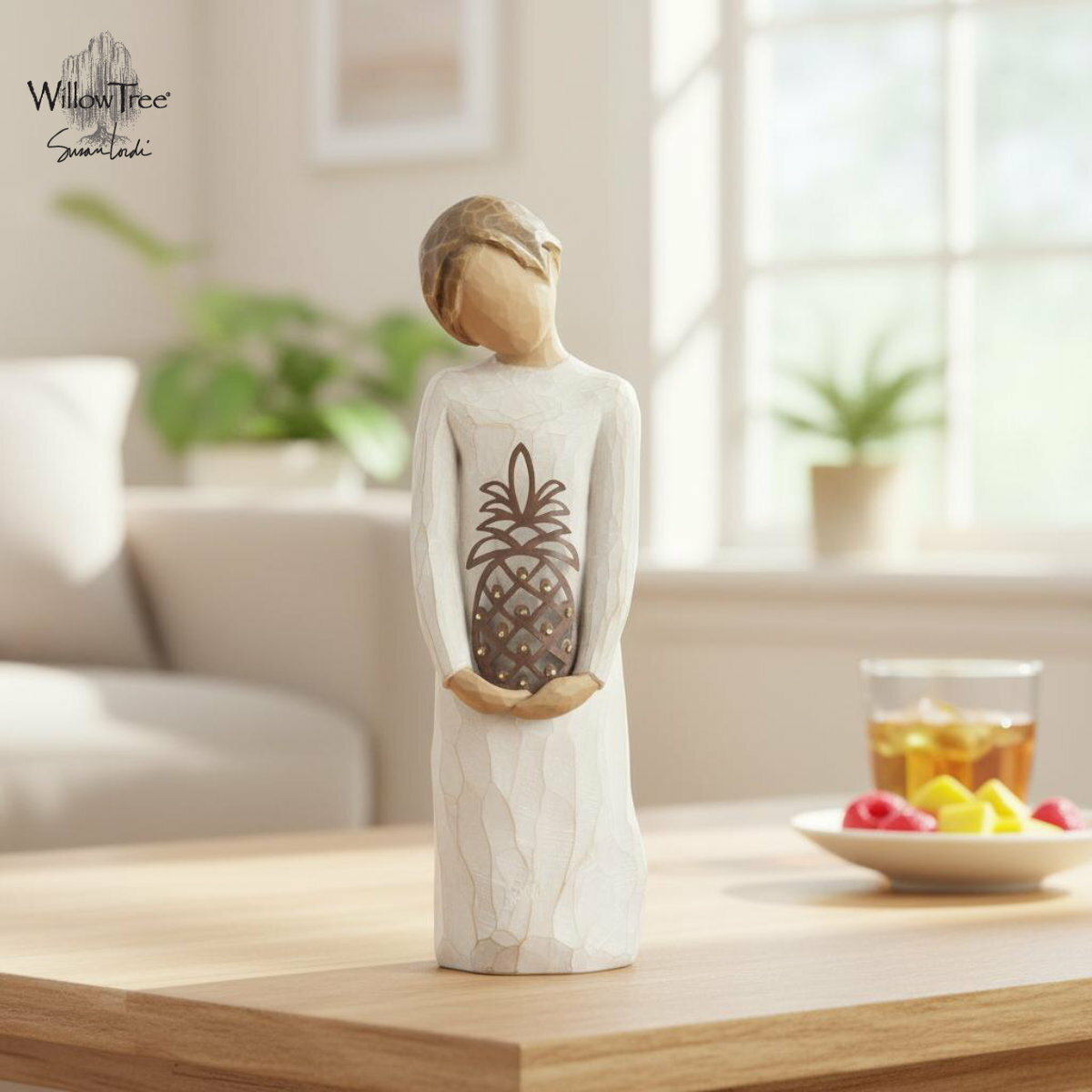 ウィローツリー彫像 Gracious - 優雅なもてなし 13.5cm その他 少女 | おしゃれ 置物 彫刻 人形 インテリア スーザン・ローディ 正規輸入品