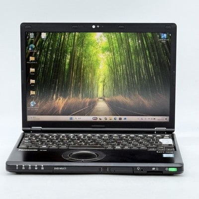 管理番号P20260902-1商品名Panasonic Let's note CF-SZ6 Core i7 7th 12.1in ノートパソコン Windows 11商品説明キーボードの一部の文字が表示されていません。写真をご確認ください。Enterキーが壊れているため、白いキーボードを使用しています。パナソニック製品では、「正しいACアダプターをご使用ください」というメッセージが表示されることがありますが、この製品では通常より多くの通知が表示されます。ただし、Enterキーを押せば引き続き使用できます。別売りのACアダプターが同梱されていますので、ワット数を確認し、正しいものかどうか必ずご確認ください。ブランドPanasonic型番CF-SZ6状態中古品-良いご注意Wi-Fi接続状況：* 海外でのWi-Fi接続状況は、国、地域、通信環境によって異なる場合があります。バッテリーの保証：* バッテリーは中古品であるため、出荷時点での使用時間やバッテリー容量を含む性能については保証できません。通信環境：* 海外での使用に関連する通信環境、電源環境、ソフトウェア、および各種サービスについては、保証いたしかねます。付属品：すべての製品にACアダプターが付属しています。パナソニック製パソコン：パナソニック製パソコンでは、ACアダプターを正しく接続するよう促すメッセージが表示される場合がありますが、これは故障ではなく、正常に動作していることを示しています。タイプノートパソコン画面サイズ12.1 inOSWindows 11カラーブラック最大解像度1920 x 1200デバイスの充電範囲DC 16VシリーズLet's Note用途カジュアル・コンピューティンググラフィックス統合型／オンボードグラフィックス原産国日本注意写真の現物をお届けします。店舗にて併売しているため、ご注文のタイミングで売り切れの場合はキャンセルをお願いすることがあります。