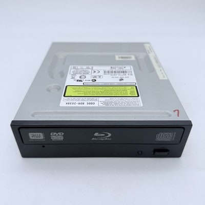 管理番号P20260929-3商品名PIONEER BDR-203BK内蔵型 Blu-ray BD DVD CD ライター SATAドライブ ブラックブランドPioneer型番BDR-203BK状態中古品-良いご注意Wi-Fi接続状況：* 海外でのWi-Fi接続状況は、国、地域、通信環境によって異なる場合があります。バッテリーの保証：* バッテリーは中古品であるため、出荷時点での使用時間やバッテリー容量を含む性能については保証できません。通信環境：* 海外での使用に関連する通信環境、電源環境、ソフトウェア、および各種サービスについては、保証いたしかねます。付属品：すべての製品にACアダプターが付属しています。パナソニック製パソコン：パナソニック製パソコンでは、ACアダプターを正しく接続するよう促すメッセージが表示される場合がありますが、これは故障ではなく、正常に動作していることを示しています。タイプ内蔵デスクトップ用ドライブ原産国日本インターフェースSATA書き込み速度8x (BD-R)注意写真の現物をお届けします。店舗にて併売しているため、ご注文のタイミングで売り切れの場合はキャンセルをお願いすることがあります。