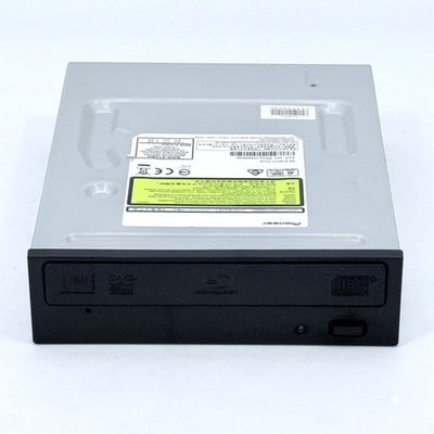 管理番号P20261001-1商品名Pioneer BDR-212BK Blu-ray書き込みドライブ CD-ROMドライブ 16X書き込みCD-ROMドライブ商品説明状態良好外観中古品のため、多少の傷や汚れがある場合があります。*商品の状態については、写真をご確認ください。動作状況正常に動作します。付属品写真に写っている付属品はすべて含まれています。（すべてのノートパソコンにはACアダプターが付属しています。）写真に写っているものはすべてセットに含まれています。詳細は写真をご確認ください。ブランドUnbranded状態中古品-良いご注意Wi-Fi接続状況：* 海外でのWi-Fi接続状況は、国、地域、通信環境によって異なる場合があります。バッテリーの保証：* バッテリーは中古品であるため、出荷時点での使用時間やバッテリー容量を含む性能については保証できません。通信環境：* 海外での使用に関連する通信環境、電源環境、ソフトウェア、および各種サービスについては、保証いたしかねます。付属品：すべての製品にACアダプターが付属しています。パナソニック製パソコン：パナソニック製パソコンでは、ACアダプターを正しく接続するよう促すメッセージが表示される場合がありますが、これは故障ではなく、正常に動作していることを示しています。タイプBDR-212BK原産国中国注意写真の現物をお届けします。店舗にて併売しているため、ご注文のタイミングで売り切れの場合はキャンセルをお願いすることがあります。