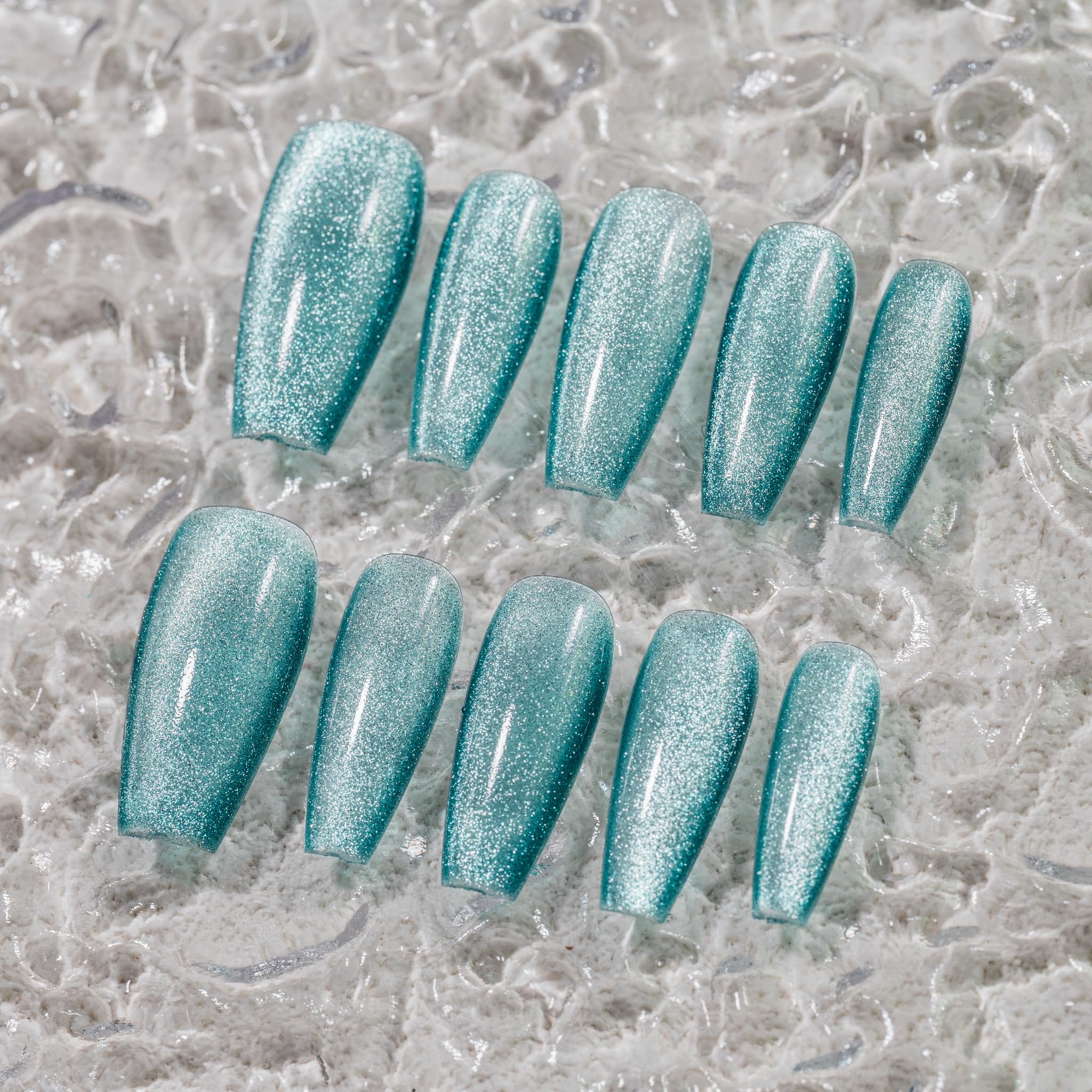 【送料無料】Sun&Beam Nails 手作り ネイルチップ ミディアム ロング アーモンド ブルー つけ爪 マグネ..