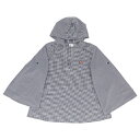 メーカーフィラ 品番VL2854-01 カラー01(ホワイト) サイズS/M/L/XL 対象性別レディース 　素材ソロテックスドライ4WAYサッカーギンガム(ポリエステル100%) 　機能吸水速乾UVストレッチ 　発売日2024年3月 しなやかな伸縮性があり、吸水速乾素材で汗ばむ季節でも軽く羽織ることができるポンチョ。袖丈はボタンで長さが調整できます。