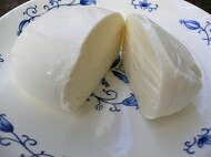 モッツァレラ　(ブリミ）牛乳製　100g×4個セット