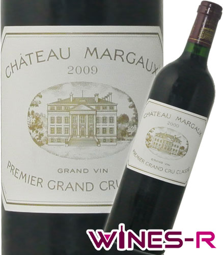 Ch&acirc;teau Margaux 2009 シャトー・マルゴー　2009 1960年代と1970年代は惨憺たる出来映えであったが、その後1980年代にシャトー・マルゴーは文字通り蘇り、それ以降は連続して100点満点に近いワインを生み出している。 品質の面で言えば、このシャトーは過去20年間、その格付けにふさわしくある。 ロバート・M・パーカーJr.著　ボルドー第4版日本語版より ◆PP　99 ◆産地：フランス　ボルドー地方　マルゴーAC ◆格付け　メドック第1級 ◆作付葡萄品種：カベルネ・ソーヴィニヨン75％、メルロー20％、 　　　　カベルネ・フランとプティ・ヴェルド5％ ◆面積　78.0ha ◆平均樹齢　35年 ◆育成　発酵と、マセレーションは温度管理された木製槽で3週間。 ◆熟成　オークの新樽で18〜24ヶ月。清澄はするが、濾過はしない。 Chateau　Margaux　2009