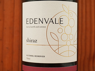 うきうきワインの玉手箱の【エントリーでポイント10倍】エデンヴェール ノンアルコール シラーズEDENVALE non-alcohol Shiraz【C065】｜アングル2