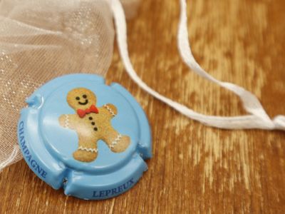 ルプルー プネ シャンパーニュ スクレ ド ビュル グラン クリュ 特級 ノエル ブリュット R.M生産者元詰 クリスマスデザイン 自然派Lepreux Penet Champagne Secret de Bulles Brut Grand Cru Noel R.M wineuki-10050388 うきうきワインの玉手箱 サンプル画像3