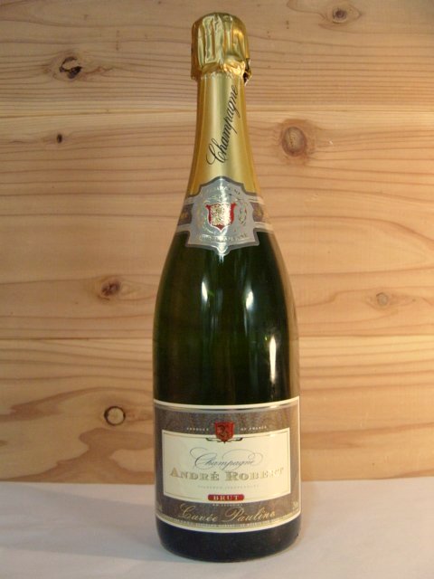 アンドレ ロベール シャンパーニュ キュベ ポリーヌ ブリュット（元詰）（R M）ANDRE ROBERT Champagne Brut Cuvee Paulineパーカー5つ星生産者のあのアラン ロベールの従兄が造る究極R M（元詰）シャンパーニュ!!このワインで独立生産者国際コンクールで見事に金賞