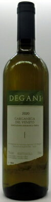 フラテッリ デガーニがガルガネガ 100%で造る 白ワイン。リンゴや洋ナシの心地よいフルーツの ニュアンス。程よい酸で丸みがあり、フルーティーで ミネラリーなスタイルに仕上がっています。 [イタリア/白ワイン/辛口/ガルガネガ100％]