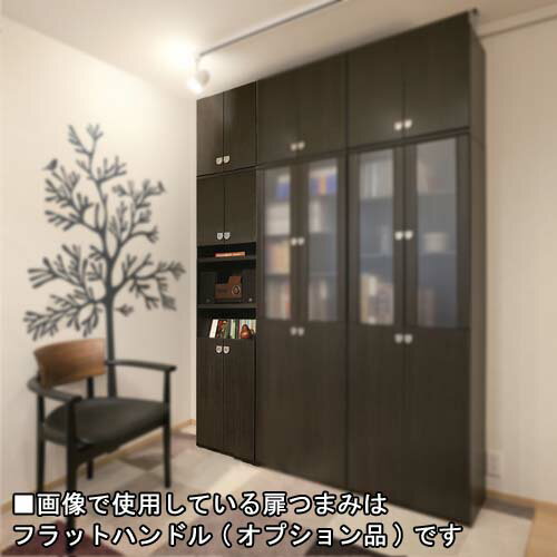 扉付き組立収納ラック高さ232〜241cm幅60〜70cm奥行40cm厚棚板（棚板厚2.5cm）　本体棚扉サイズ:上扉41.5cm+下扉109.5cm(高さ=ラック高さ178cm+突張棚高さ47cm+伸縮突張金具)飾り棚付両開き扉扉付き組立収納ラック