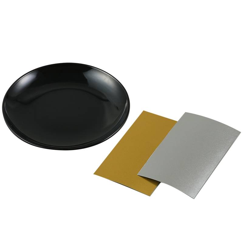 商品の説明 ⇒ 他のクラフト工作用品を見る 商品説明：スモークがかかった梨地の象嵌シールで簡単に本格的な作品を制作できるキット!スモークがかった風合いの梨地象嵌調シールで象嵌風のめいめい皿をデコレーションできます。皿　小物置き　螺鈿調　シール　手作り　DiY注意:-商品サイズ（単位mm)：梨地象嵌調シールセット：132×75MM、めいめい皿：φ154×18MMセット内容：梨地象嵌調シール金・銀×1、めいめい皿×1重量（g）：85材質：紙、メラミン包装形態：袋入販売単位：セット生産国：中国パーティ・イベント衣装・コスチューム・ワークショップ・宴会・知育・おもちゃ・工作・自由研究・学校教材・教育・運動会・発表会・キット・備品・クラフト・アーテック/Artec 激安手芸用品通販店ウイングスだからできる問屋価格です ※工場からのお取り寄せになりますので、ご注文が確定してもタイミングにより売り切れ・入荷待ち状態である場合がございます。 ※お使いのディスプレイや環境によって画像のお色と異なる場合がございます。予めご了承お願いします。 ご注意 ※工場からのお取り寄せになりますので、ご注文が確定してもタイミングにより売り切れ・入荷待ち状態である場合がございます。 ※お使いのディスプレイや環境によって画像のお色と異なる場合がございます。予めご了承お願いします。