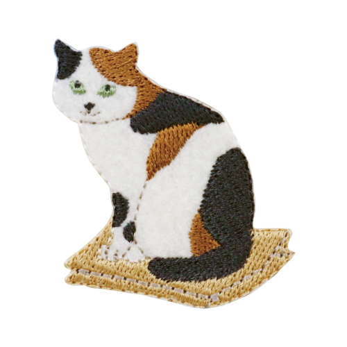 気ままなポーズの 猫ワッペン 三毛