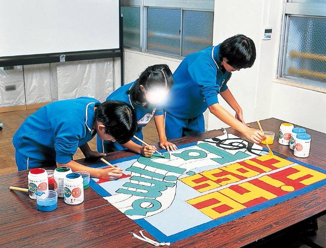 手芸問屋ウイングスのT イベントカラー 550ml ローズ｜アングル2