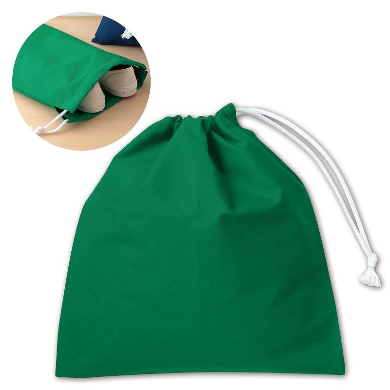 商品の説明 ⇒ 他の手芸キットを探す 商品説明：ミシン縫いが学べる！シューズや体操服が入る実用的な巾着袋！シューズや体操服を収納できる、大きめの巾着袋を制作できる裁縫学習キットです。袋づくりの基本となる、ミシンでの直線縫いを学習できます。カット済みの布を使用するため、短時間で安全に制作できます。完成した巾着袋はシューズ袋や体操服入れとして使用でき、製作体験と実用性を兼ね備えた内容になっています。短時間で仕上がるため、授業や家庭科実習、イベントにも取り入れやすいキットです。気軽にハンドメイドを楽しみながら、実用的なアイテムを作ることができます。製作時間の目安は2〜4時間。【準備するもの】ミシン、ミシン糸、しつけ糸、アイロン、定規、チャコペンシル、手縫い糸、マチ針、糸切りはさみシューズバッグ　体操服入れ　巾着　巾着袋　バッグ　緑　グリーン　ハンドメイドキット　ミシン縫い　裁縫　ソーイング　手芸キット　裁縫キット　裁縫学習キット　手作り　ハンドメイド　収納　クラフト　ギフト　工作　イベント　生活雑貨　学習教材　おしゃれ　プレゼント　DIY　初心者向け　家庭科　学生　中学校　高校　大人注意:お使いのモニター設定、お部屋の照明等により実際の商品と色味が異なる場合がございます。商品サイズ（単位mm)：完成サイズ：約400×430mmセット内容：布地×1、白紐×1重量（g）：110材質：布地：綿100％、白紐：レーヨン100％包装形態：袋入り販売単位：個生産国：中国入園　入学　準備　レッスン　用具　用品　習いごと　手作り　ハンドメイド　パーティ・イベント衣装・手芸材料　工作　手芸　趣味　縫い活　ぬい　ぬい活　レッスン用具　コスチューム・ワークショップ・宴会・知育・おもちゃ・工作・自由研究・子供会・宿題・学校教材・教育・運動会・発表会・キット・備品・クラフト・アーテック/Artec 激安手芸用品通販店ウイングスだからできる問屋価格です ※工場からのお取り寄せになりますので、ご注文が確定してもタイミングにより売り切れ・入荷待ち状態である場合がございます。 ※お使いのディスプレイや環境によって画像のお色と異なる場合がございます。予めご了承お願いします。 ご注意 ※工場からのお取り寄せになりますので、ご注文が確定してもタイミングにより売り切れ・入荷待ち状態である場合がございます。 ※お使いのディスプレイや環境によって画像のお色と異なる場合がございます。予めご了承お願いします。