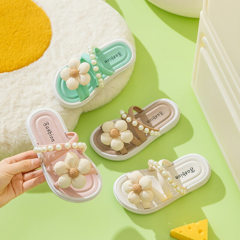 【クーポン利用で300円OFF】スリッパ 花柄 女の子 キッズ サンダル 子供用 夏用 室内/室外履き 子供スリッパ 夏 ルームシューズ 疲れない 柔らかい リラックス シューズ 海水浴 ビーチサンダル プール シューズ おしゃれ 可愛い 女子 女児 カジュアル 姉妹 家族 通学 来客用