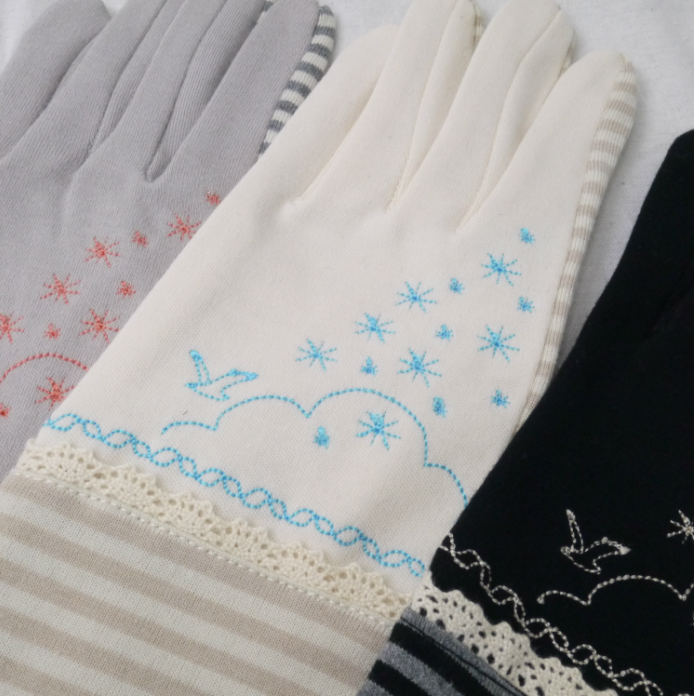 UVカット&接触冷感綿100%ボーダー柄ロング丈手袋五本指タイプ(刺繍デザイン)