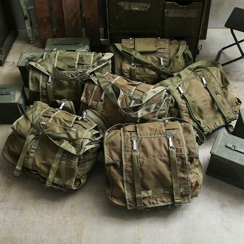 実物 USED チェコ軍 3WAY パラシュート ショルダーバッグ バックパック用ハーネス付き【クー ...