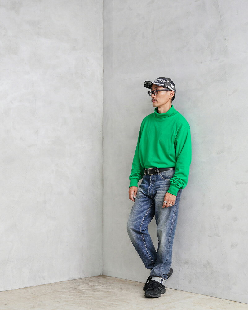 実物 新品 デッドストック 米軍 U.S.NAVY FLIGHT DECK CREWMAN’S タートルネック L/S Tシャツ グリーン【クーポン対象外】【I】｜長袖 フライトデッキクルー メンズ ミリタリー トップス レインボーギャング 空母 軍モノ 軍放出品 おしゃれ 大きいサイズ