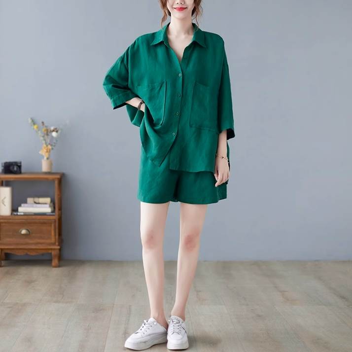 2点セット セットアップ シャツ ショートパンツ ショート丈 袖あり 7分袖 Vネック 襟付き ポケット 透け感 綿 かわいい 大人可愛い カジュアル 大人 おしゃれ お洒落 大人可愛い 大人女子 こなれ感 ラフ ルーズ とろみ感 無地 夏 10代 20代 30代 学生 通学 デート お出かけ