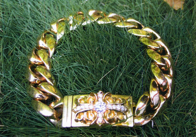 【楽天市場】Chrome Hearts クロムハーツ ブレスレットダイヤモンド装飾 22金YG製 フローラルクロスIDブレスレット