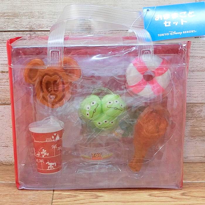 東京ディズニーリゾート ディズニー パークフード おままごとセット 【S】 バッグ ドリンク うきわまん リトルグリーンまん ミッキーワッフル スモークターキーレッグ 無料ギフトラッピング TDR ディズニーランド ディズニーシー 文具 ステーショナリー お土産 おみやげのサムネイル