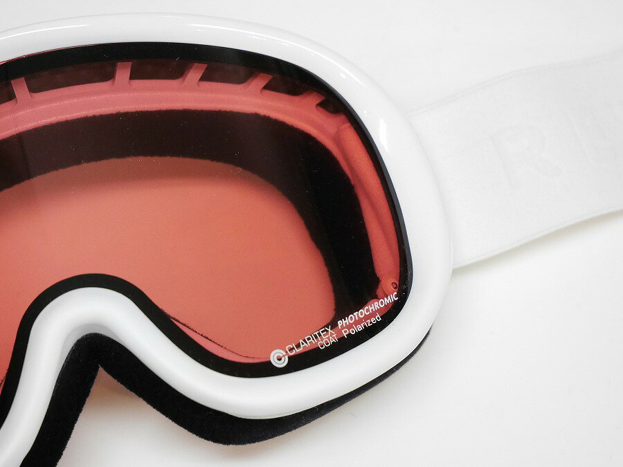 スノーボードショップWMの26 REVOLT 調光レンズ ゴーグル SUPER LIGHT FRAME - White Gross×Matte - Pink Polarized / Clear Photochromic 偏光 ジャパンフィット 国内正規品｜アングル3
