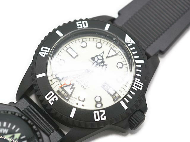 【COMFY OUTDOOR GARMENT/コムフィーアウトドアガーメント】×【VAGUE WATCH Co./ヴァーグウォッチカンパニー】2024FW「Field Watch/フィールドウォッチ」(CMF2402-AC31)(CMF/アメカジ/アウトドア/登山/キャンプ/ハーレー/プレゼント/WOLF PACK/ウルフパック)